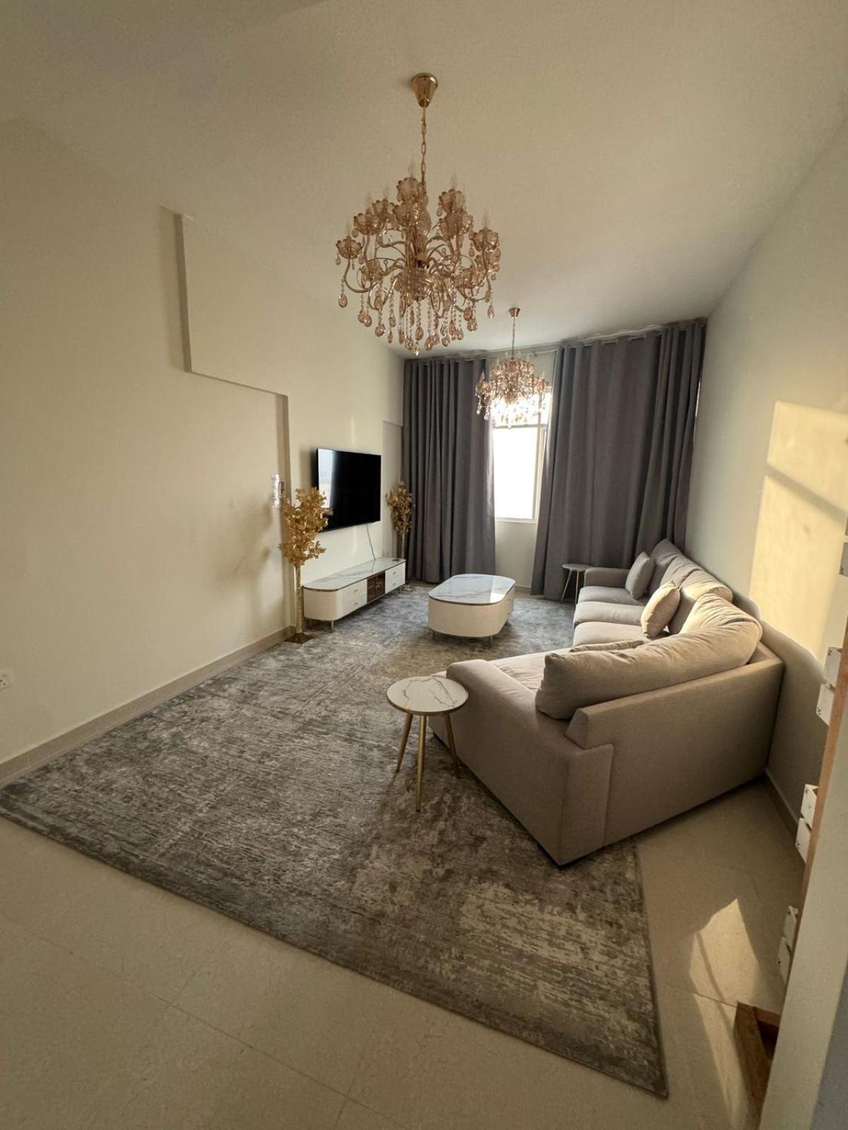 Apartment Luxury Two Bedroom Spacious Brand New *